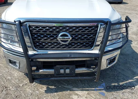 2017 Nissan Titan Sv z USA, uszkodzony, nr VIN 1N6AA1E67HN527372